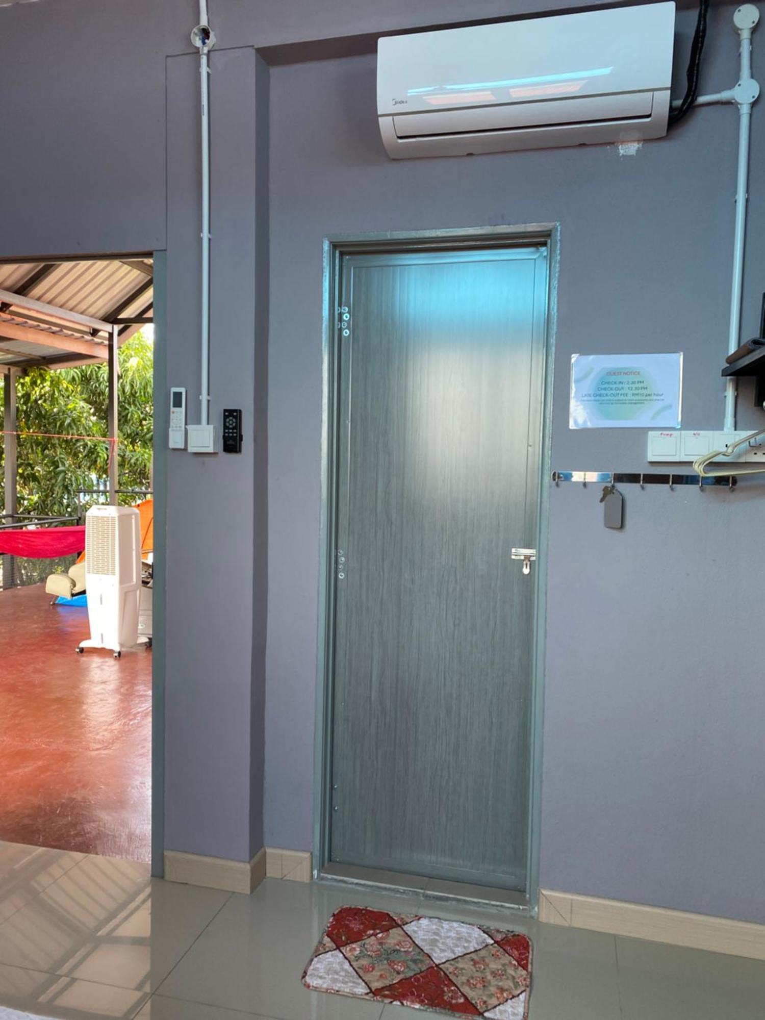 Igo Homestay Subang Airport Shah Alam Exterior foto